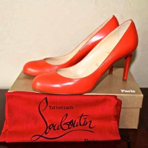 NEW Christian Louboutin Pumps sz39,5